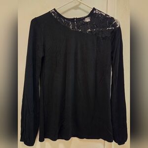 VENUS Black Lace Accent Long Sleeve Top